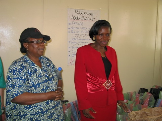 RTG director visiting the 2010 food basket