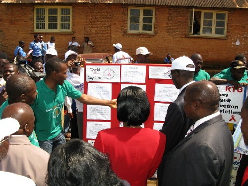 IDF Information Stand with the Governor in 2010